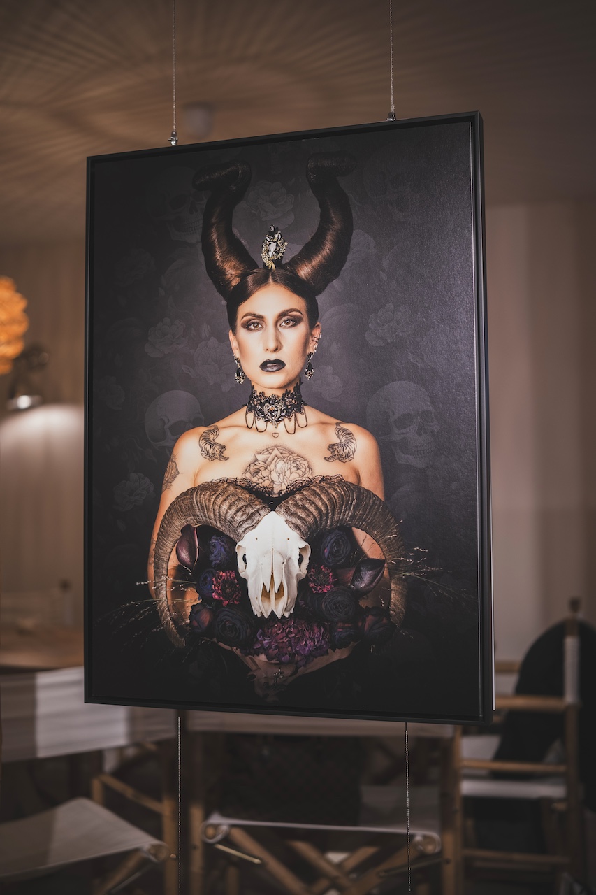 Die limitierte Edition von Nigreda aus der Serie Jagdtrieb der Fotografin Isabel Engelmann