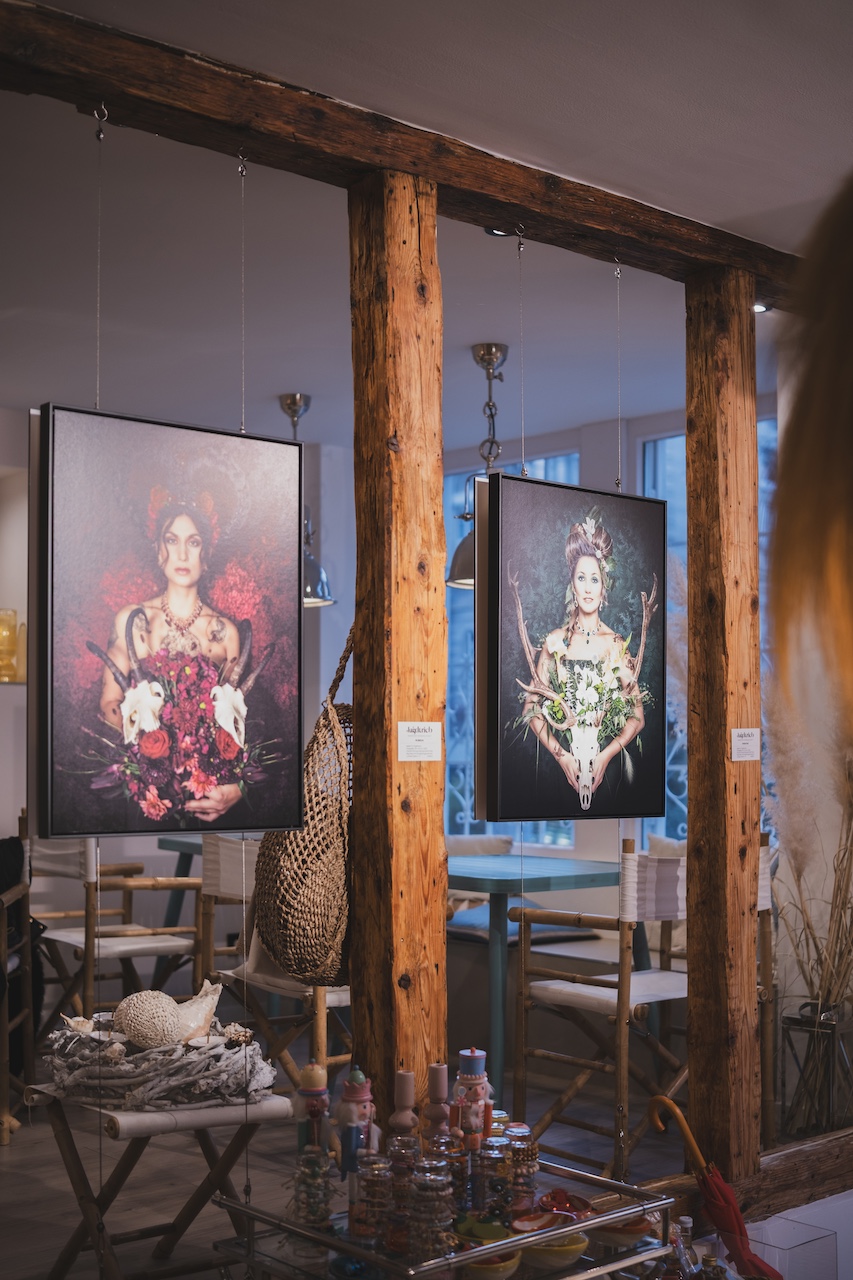 Rubeda und Viriditas aus der Serie Jagdtrieb der Fotografin Isabel Engelmann